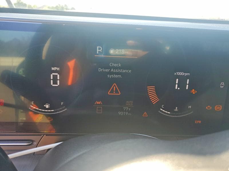 2024 HYUNDAI KONA SEL 9
