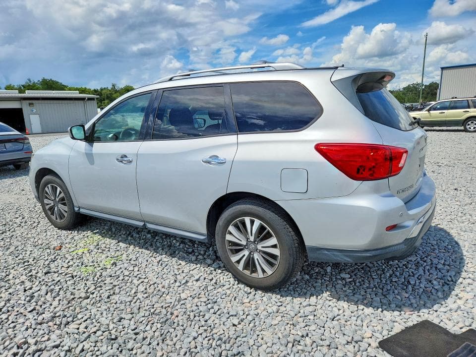 2017 NISSAN PATHFINDER SV 2