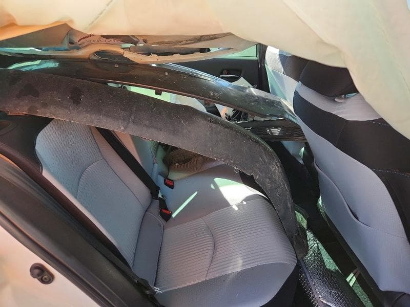 2018 TOYOTA PRIUS THREE 10