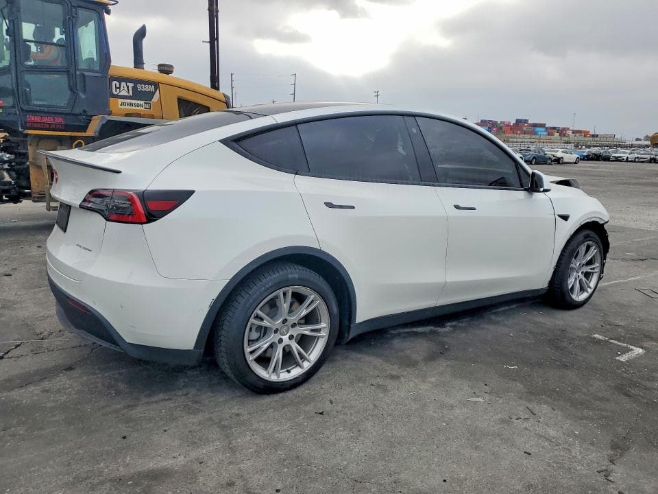 2020 TESLA MODEL Y 3