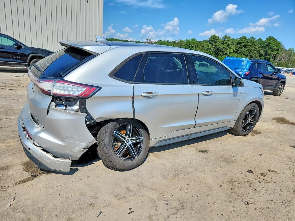 2018 FORD EDGE 3
