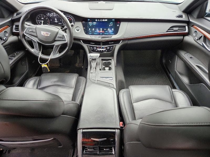 2018 CADILLAC CT6 8