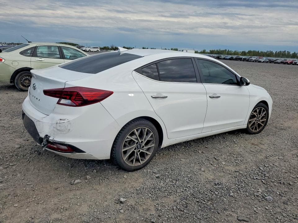 2020 HYUNDAI ELANTRA SEL 3