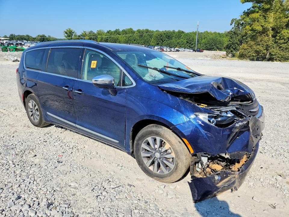 2020 CHRYSLER PACIFICA HYBRID LIMITED 4