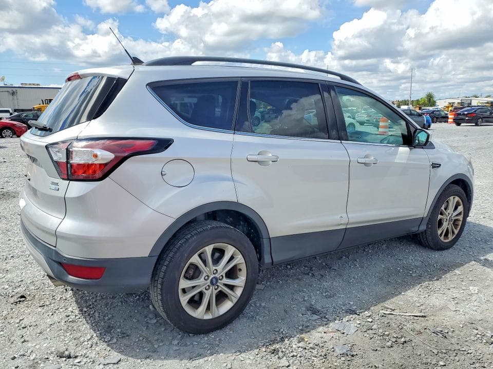 2018 FORD ESCAPE SEL 3