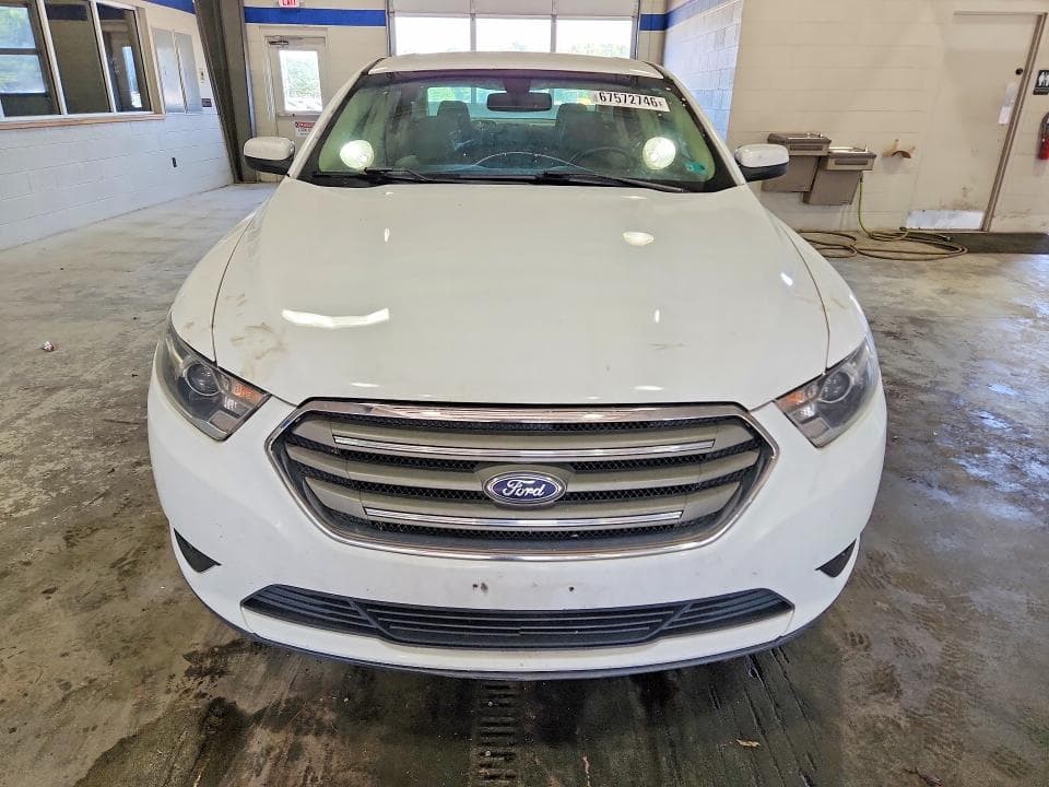 2017 FORD TAURUS SEL 5