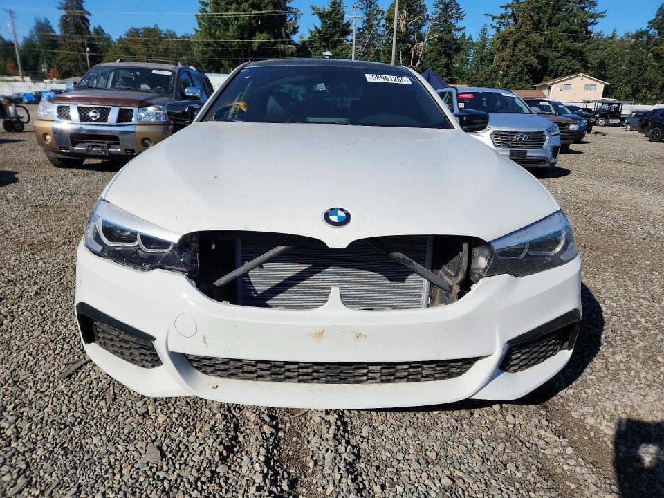 2018 BMW 530XE 5