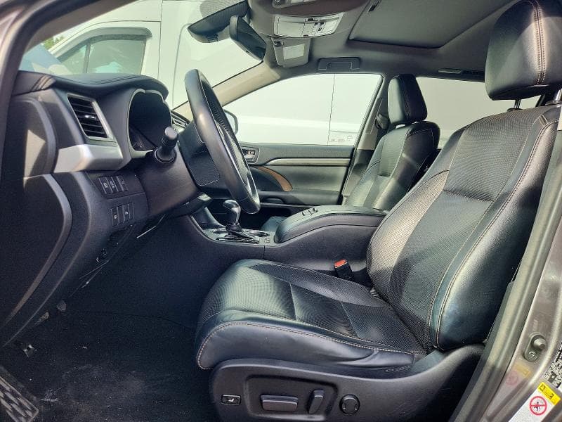 2018 TOYOTA HIGHLANDER LIMITED 7