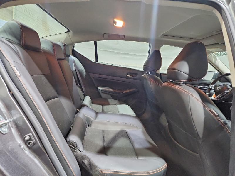 2022 NISSAN ALTIMA SR 10