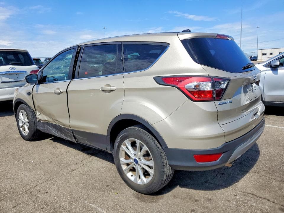 2017 FORD ESCAPE SE 2