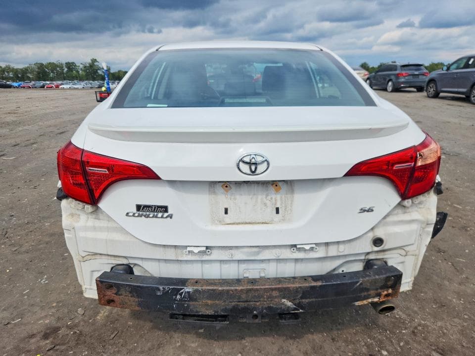 2017 TOYOTA COROLLA SE 6