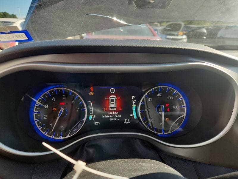 2023 CHRYSLER PACIFICA TOURING L 9