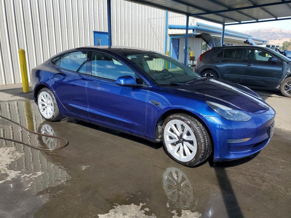 2023 TESLA MODEL 3 4