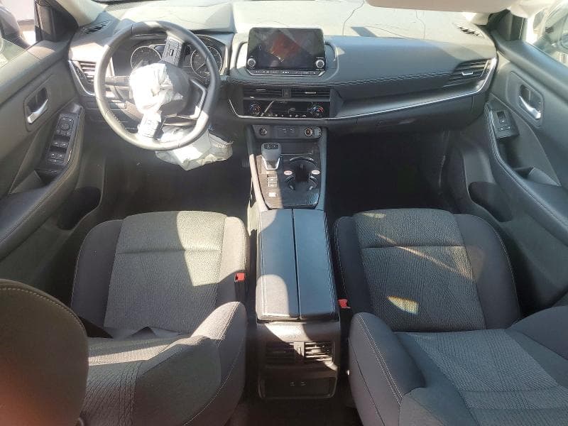 2026 NISSAN ROGUE SV 8