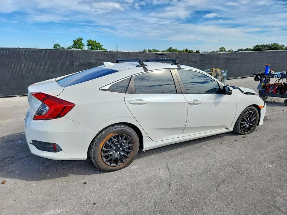 2017 HONDA CIVIC EX 3