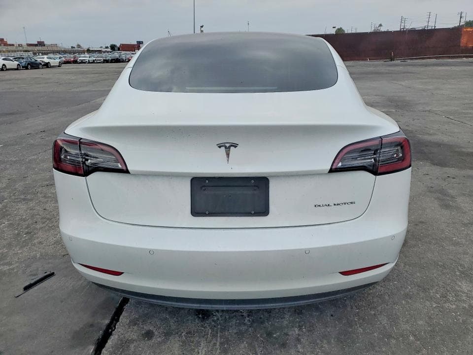 2021 TESLA MODEL 3 6