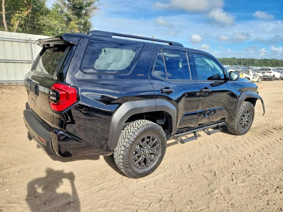 2026 TOYOTA 4RUNNER SR5 3