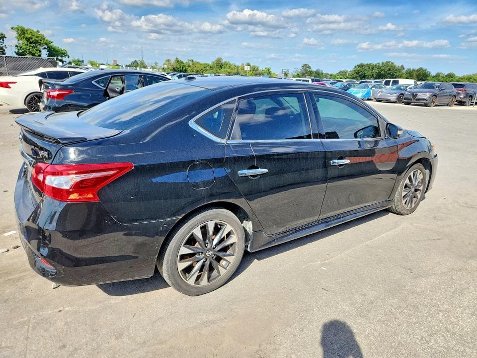 2019 NISSAN SENTRA SR 3