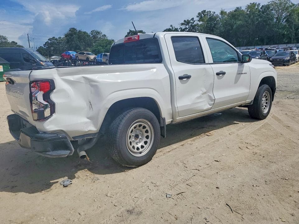 2025 CHEVROLET COLORADO 3