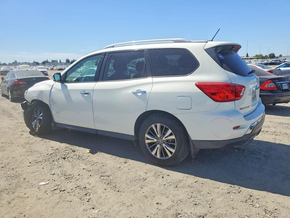 2018 NISSAN PATHFINDER S 2