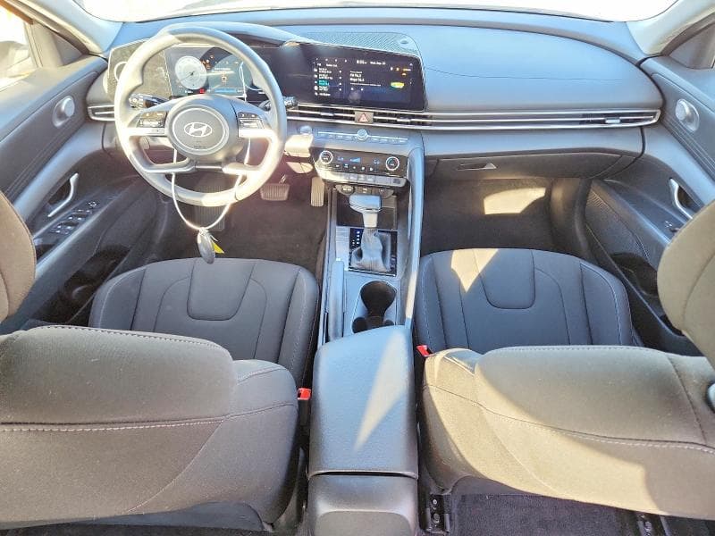 2024 HYUNDAI ELANTRA SEL 8