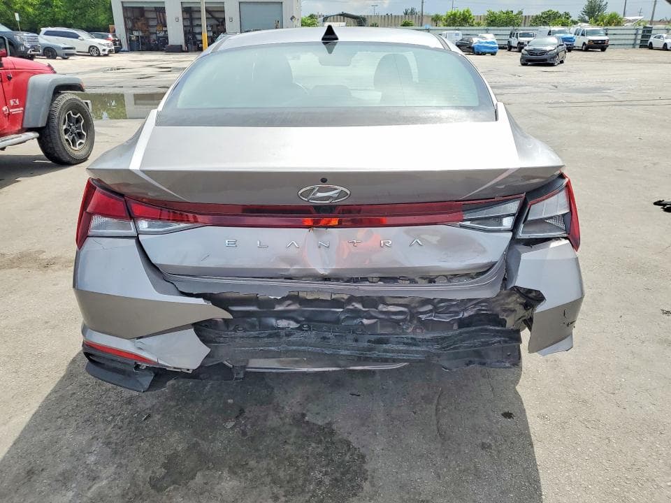 2023 HYUNDAI ELANTRA SEL 6