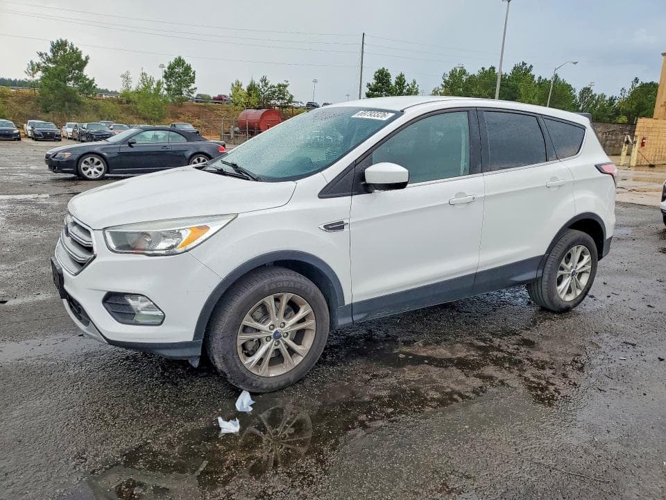2017 FORD ESCAPE SE - 1