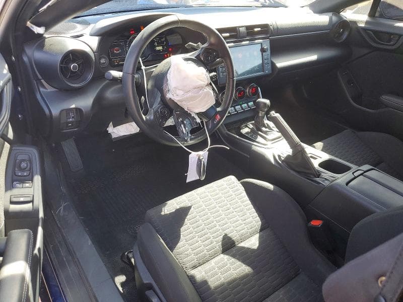 2023 TOYOTA GR86 BASE 8