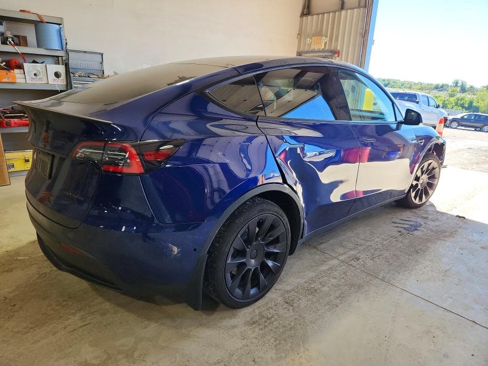 2021 TESLA MODEL Y 3