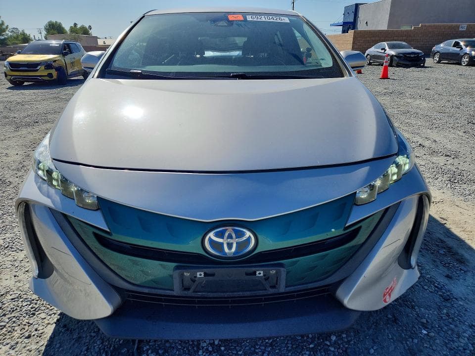2017 TOYOTA PRIUS PRIME PREMIUM 5