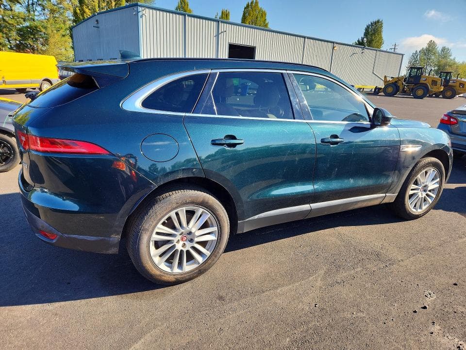 2017 JAGUAR F-PACE PRESTIGE 3