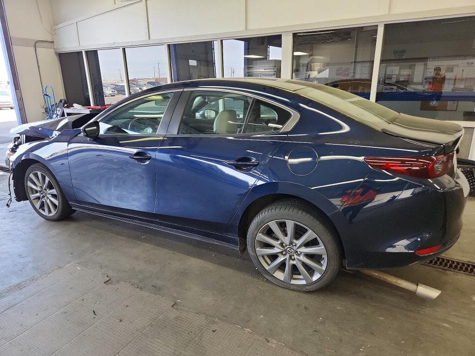 2024 MAZDA 3 PREFERRED 2