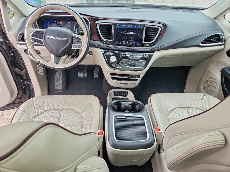 2018 CHRYSLER PACIFICA LIMITED 8