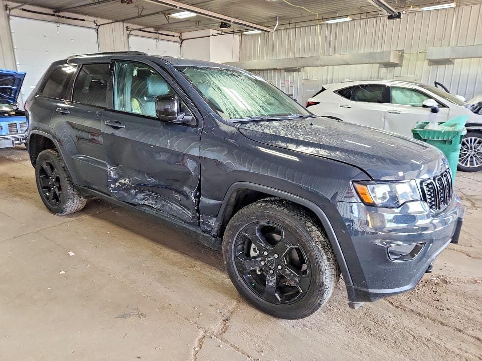 2018 JEEP GRAND CHEROKEE LAREDO 4