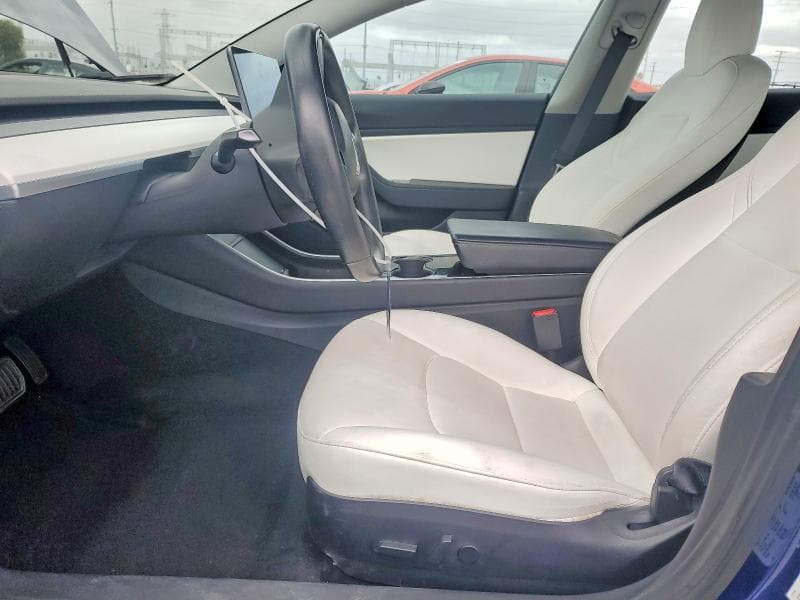 2018 TESLA MODEL 3 7