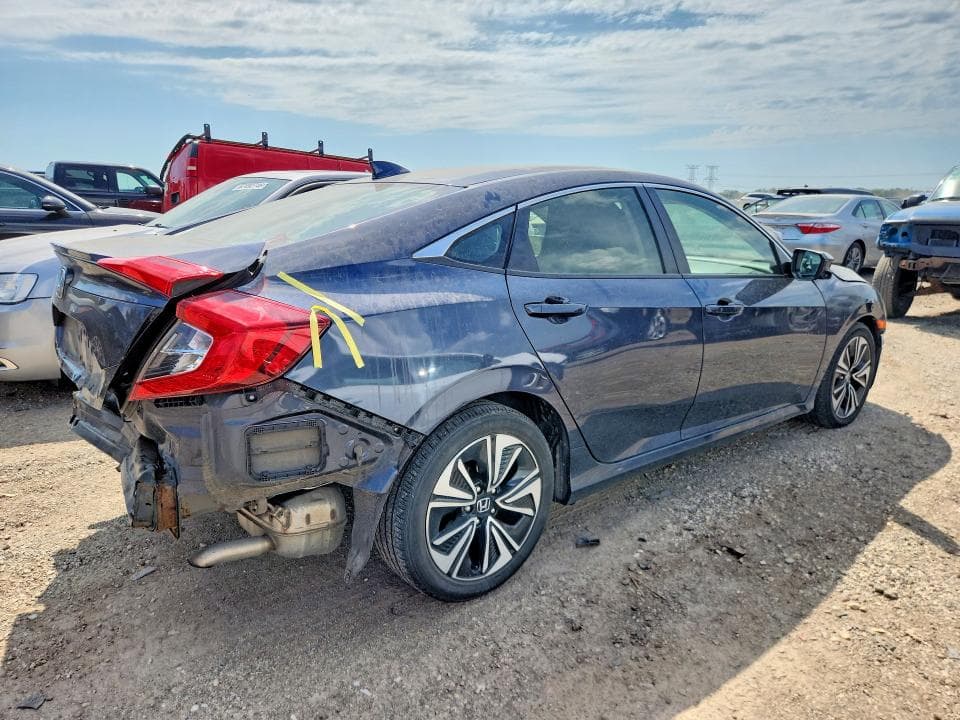 2018 HONDA CIVIC EX 3
