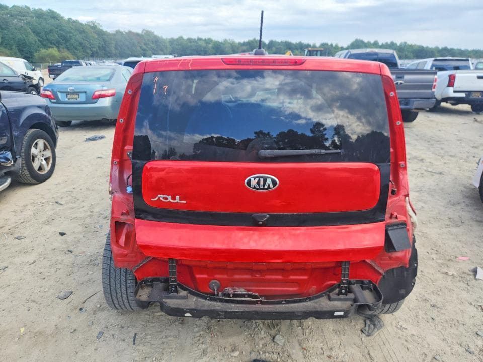 2018 KIA SOUL + 6