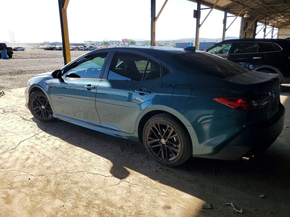 2026 TOYOTA CAMRY SE 2