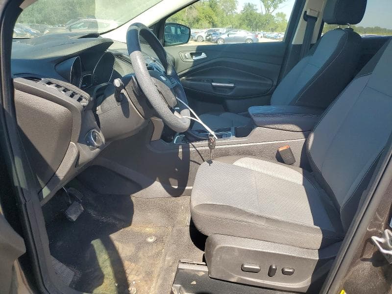 2017 FORD ESCAPE SE 7