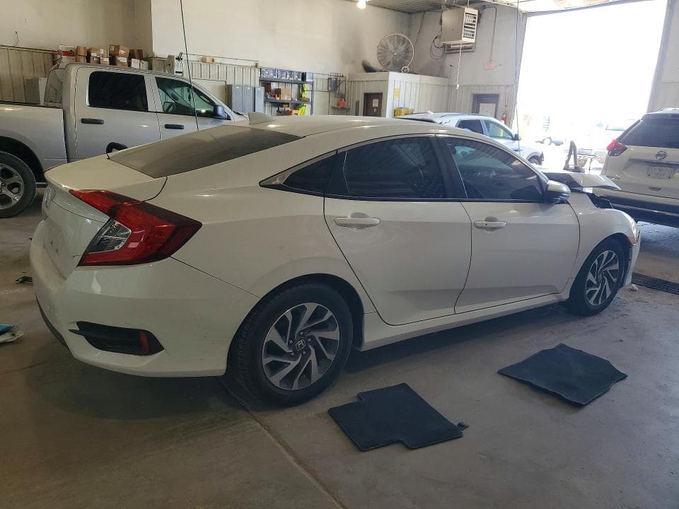 2017 HONDA CIVIC EX 3