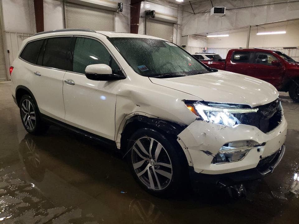 2017 HONDA PILOT ELITE 4
