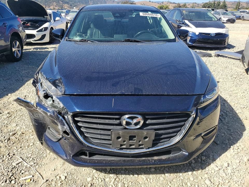 2018 MAZDA 3 TOURING 5