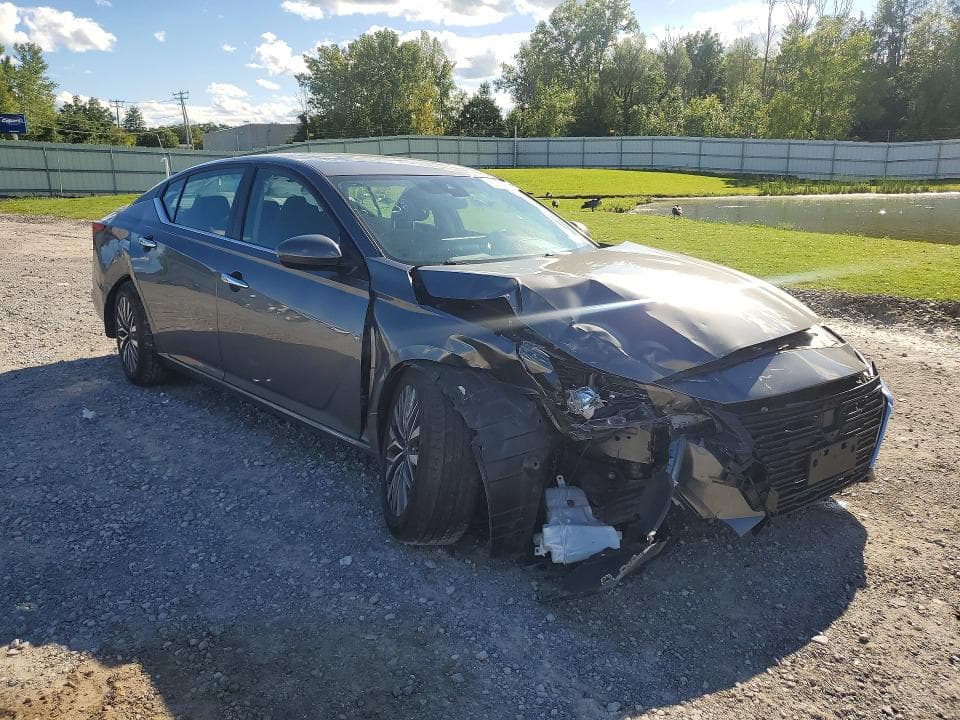 2024 NISSAN ALTIMA SV 4