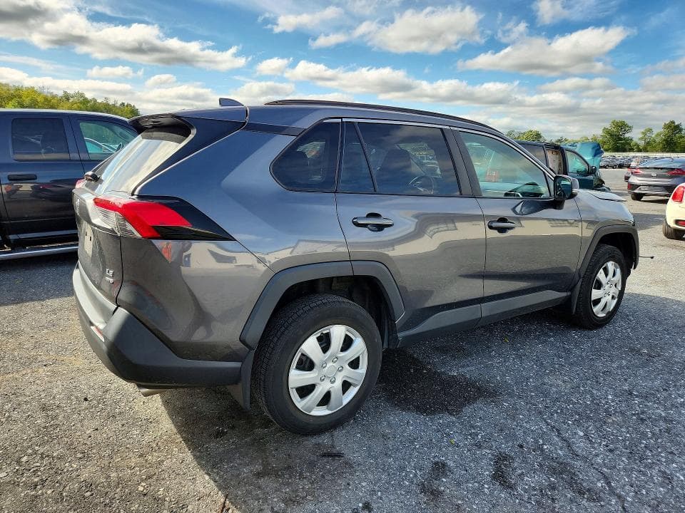 2019 TOYOTA RAV4 LE 3