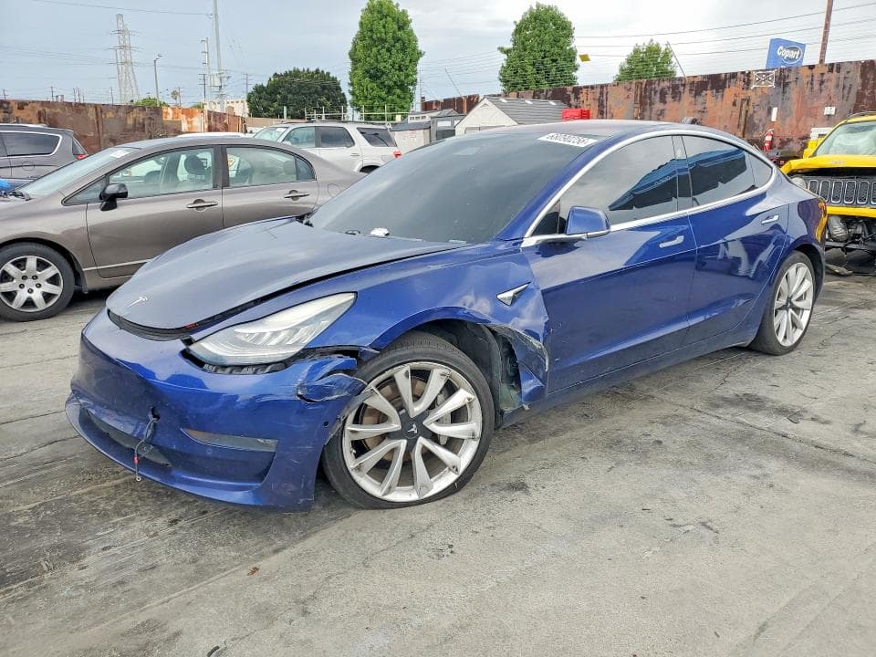2018 TESLA MODEL 3