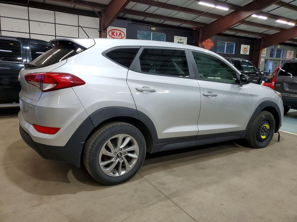 2018 HYUNDAI TUCSON SE 3