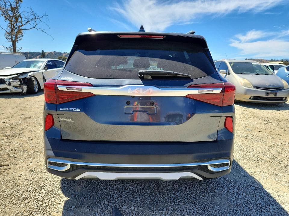 2023 KIA SELTOS S 6
