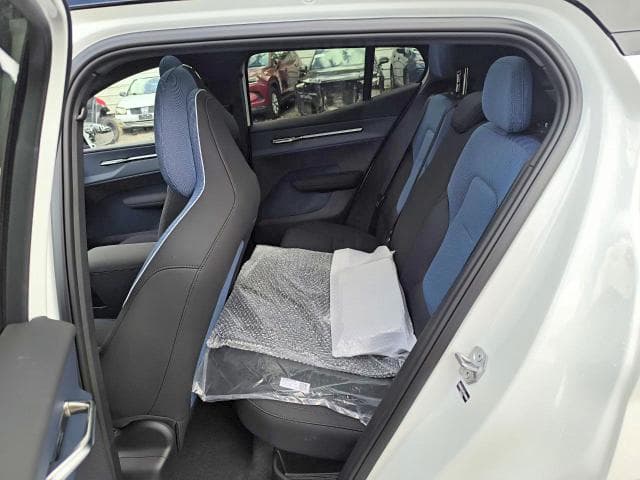 2026 VOLVO EX30 ULTRA 13