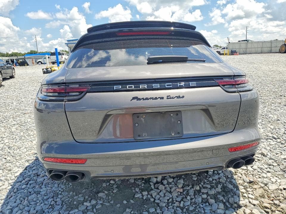 2018 PORSCHE PANAMERA4S 6