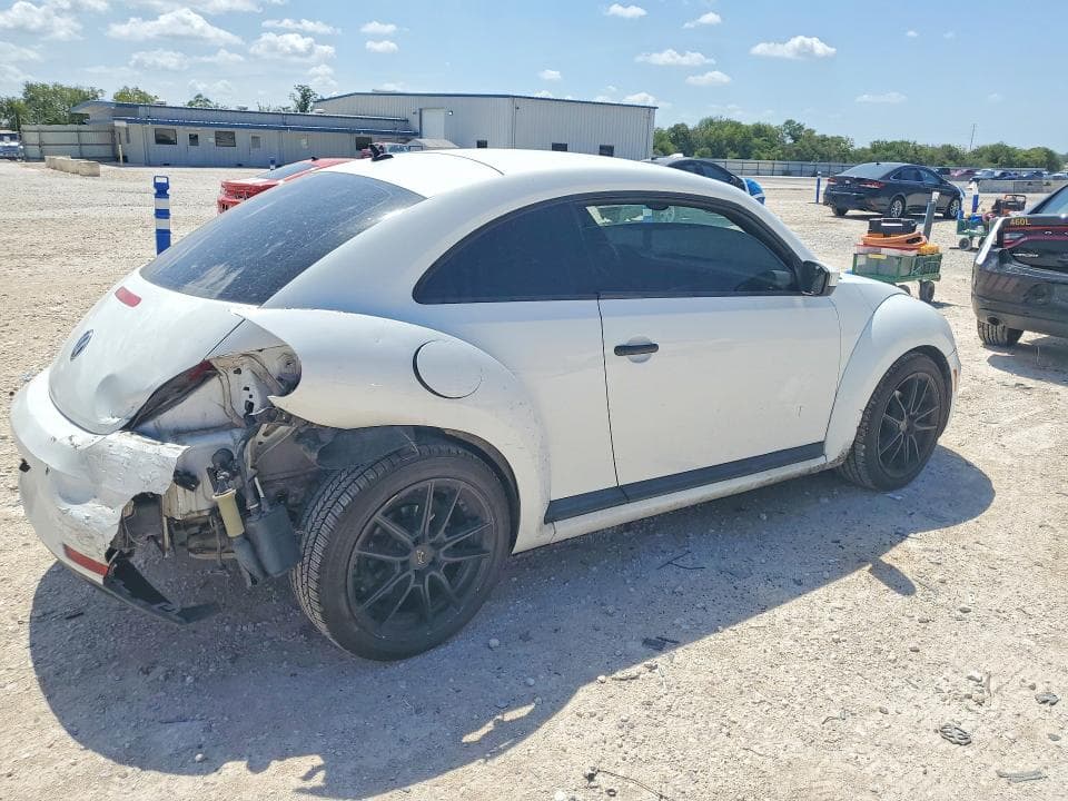 2017 VOLKSWAGEN BEETLE 3